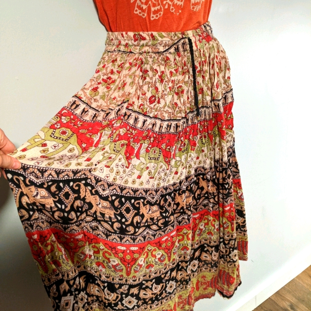Flowy vintage skirt made in India